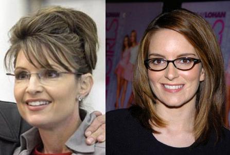 Sarah Palin (vlevo) a Tina Fey